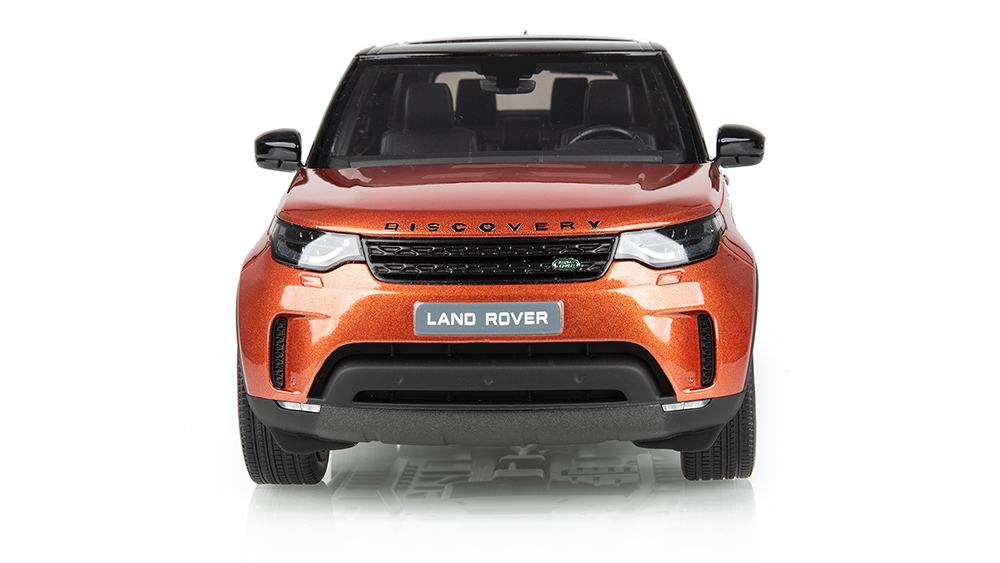 Discovery 1:18 Scale Model 6