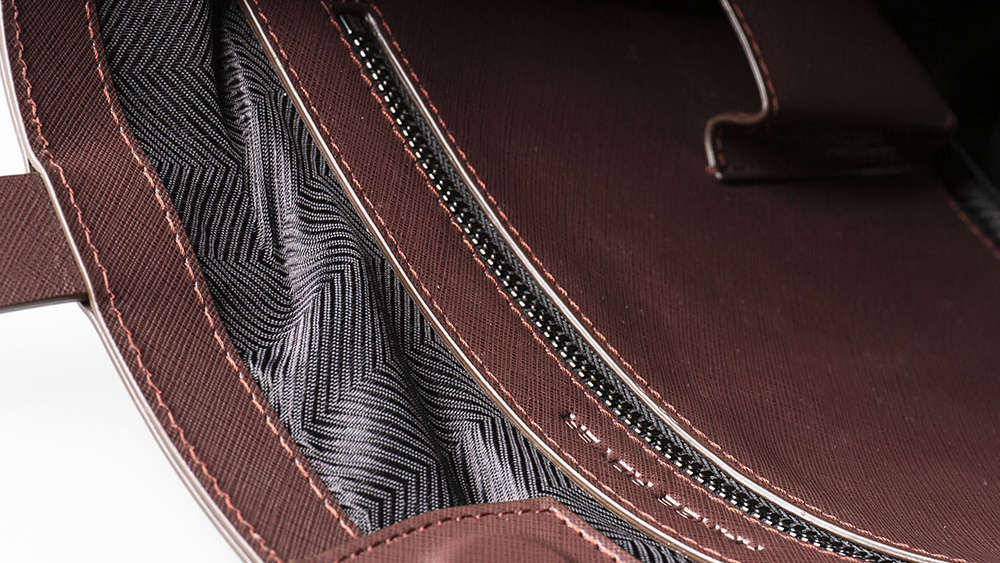 Range Rover Leather Tote Bag - Deep Garnet | Land Rover Collections