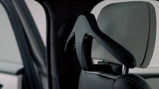 Land Rover Click and Hang